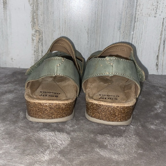 0704 Earth Green Sandals Comfortable Slip-On Design - Picture 5 of 10